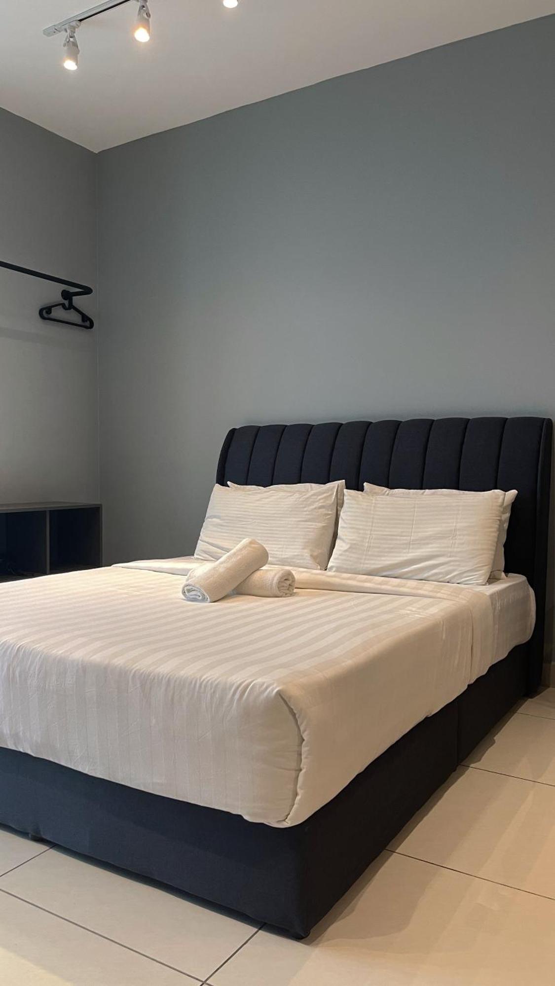 Atria Sofo Suites - เปอตาลิงจายา ภายนอก รูปภาพ